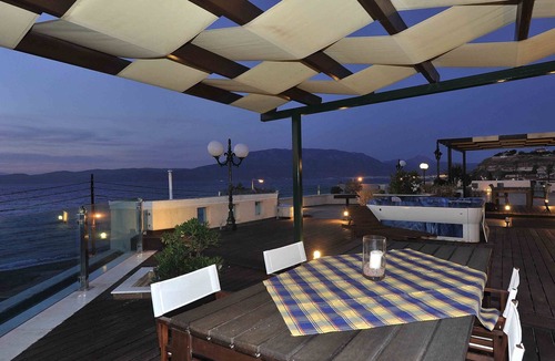 Korithion Apartment | SEAVIEW ROOFTOP APPARTMENT