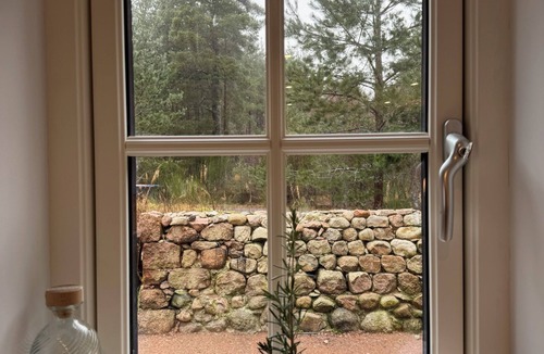 Logie Coldstone Cottage | Secluded Rural Woodland Cottage with Bike Store nr Ballater