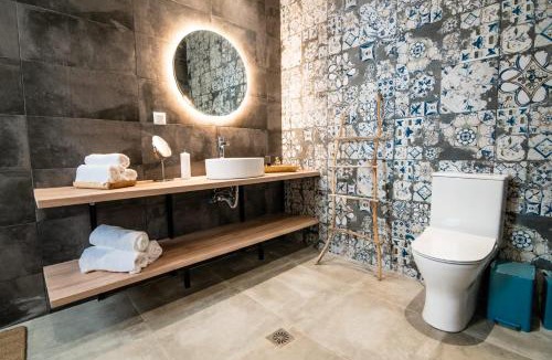 Evgiros Hotel | SECRET HILL