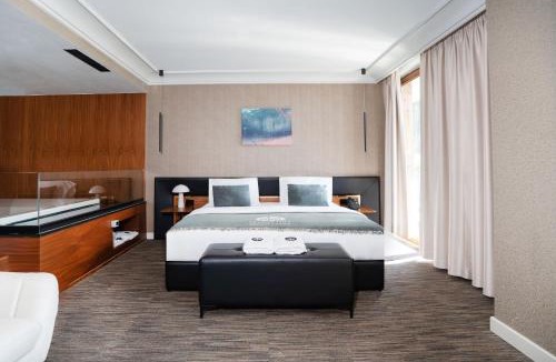 Dajt Hotel | Select Hill Resort