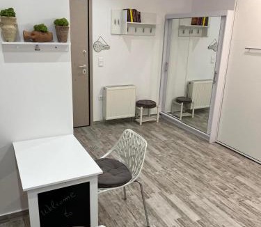 Nikaia-Agios Ioannis Rentis Apartment | Selenity studio(close to two metro stations)