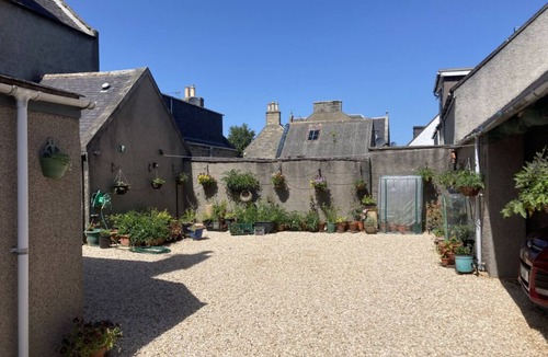 Keith Cottage | Self-Catering, WiFi, Private Parking -tvar
