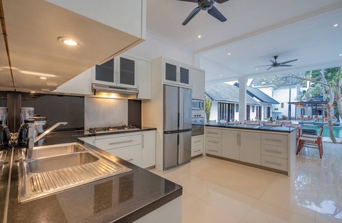 Dyanapura Villa | SEMINYAK, 10 BDR, BEACHSIDE, GREAT INCLUSIONS