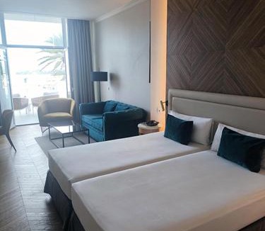 Mahon Hotel | Senator Port Mahon