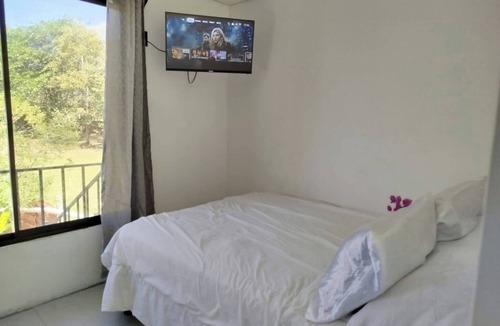 La Cruz Cabin | Serene Cabin Retreat in Cuajiniquil, Costa Rica