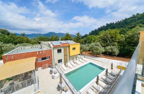 Golden Beach Apartment | Serenity Apartments
