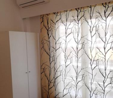 Neos Kosmos House | Sfiggos 54 Guest House