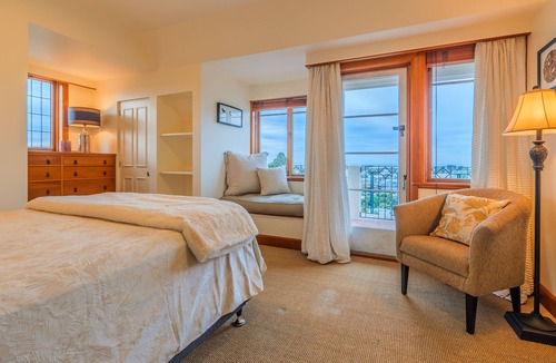 Nelson House | Shelcrest - premium executive home with incredible views above Nelson CBD.