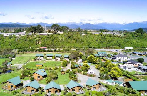 Hokitika Resort | Shining Star Beachfront Accommodation