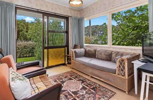 Ngunguru Cottage | Shoebridge Homestead - Ngunguru Holiday Home