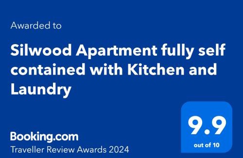 Devonport Apartment | Silwood Apartment fully self contained with Kitchen and Laundry
