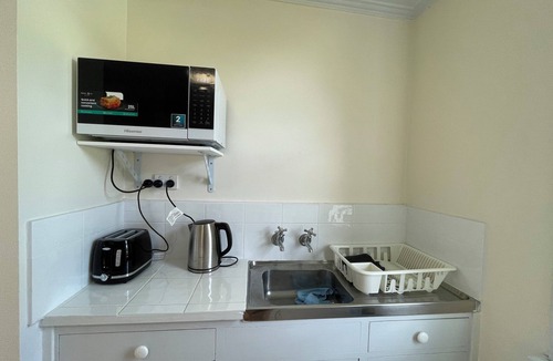 Invermay Apartment | Simple yet cozy guesthouse