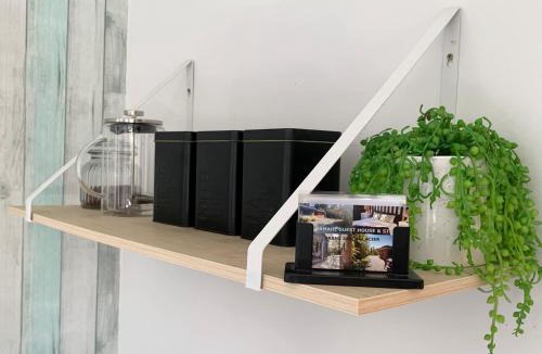 Franz Josef Glacier Apartment | Six Kamahi Guest Studio