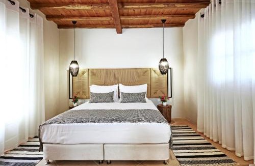 Koukounaries Villa | Skiathos Villa Ira