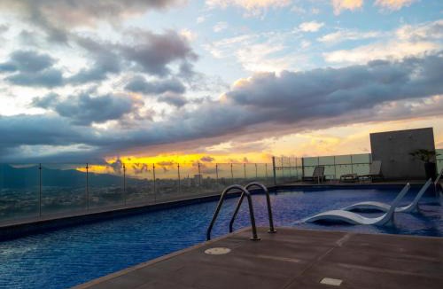 Curridabat Apartment | Skyline 20th Floor Studio with Pool, AC & Free Parking