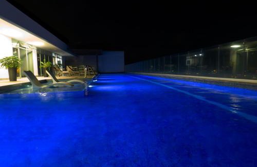 Curridabat Apartment | Skyline 20th Floor Studio with Pool, AC & Free Parking
