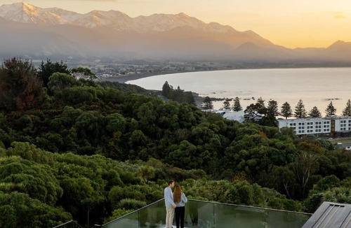 Kaikoura House | Sleek, Elevated Views, Hidden - KK43103