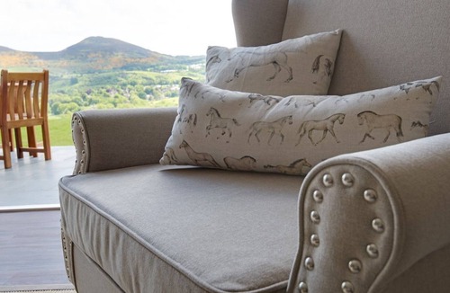 Gattonside House | SMIDDY - a superb new barn conversion with outstanding views, Wifi, sleeps 4