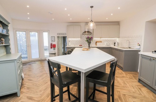 Clarencefield Cottage | SMITHY HOUSE, pet friendly, character holiday cottage in Annan