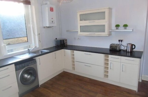 Helensburgh Apartment | Snug - Abhainn Apartment