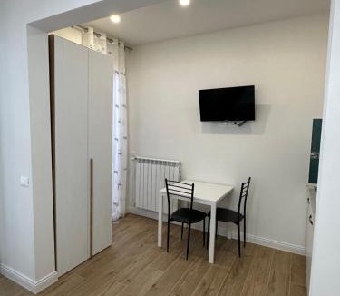 San Lorenzo Apartment | Sofia Florence Apartment