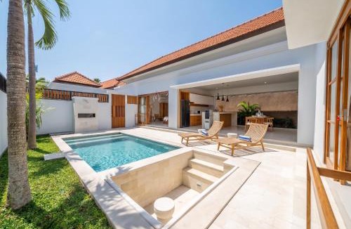 Umalas Villa | Sofia Villas - Quiet Pool Escape with Spacious Sundeck in Prime Location