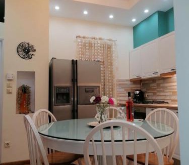 Dafni-Ymittos Apartment | SOKRATESg
