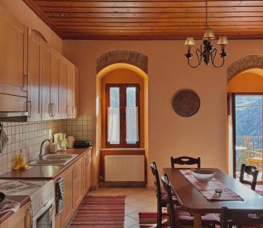 Dimitsana Apartment | Sophia's Stone House