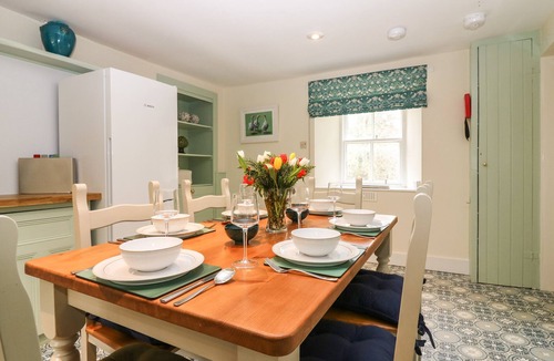 Alford Cottage | SOUTH MAINS COTTAGE - CRAIGIEVAR CASTLE in Alford, Aberdeenshire