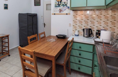 Piraeus Apartment | Spacious 2 Bd Pireas Apt w Cozy Balcony