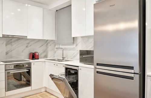 Ilisia Apartment | Spacious 2bd Apt in Prime Location next to Divani