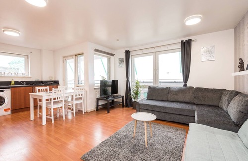 Seafield Apartment | Spacious 3 Bedroom Apartment - Free Parking - Edinburgh