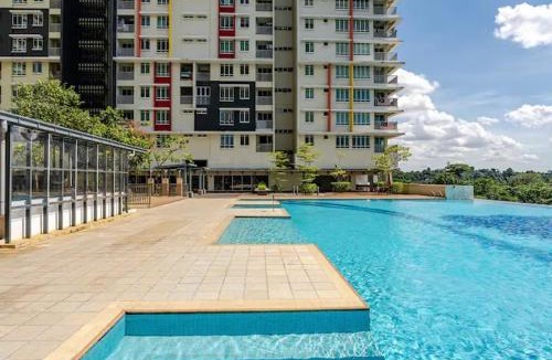 Sungai Buloh Apartment | Spacious 3BR Condo in Residensi Suasana Damai