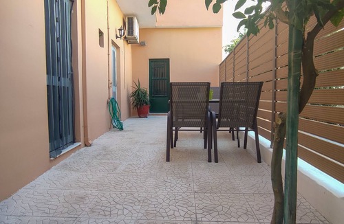 Heraklion Apartment | Spacious Apartmenτ: Courtyard, Smart TV, Internet