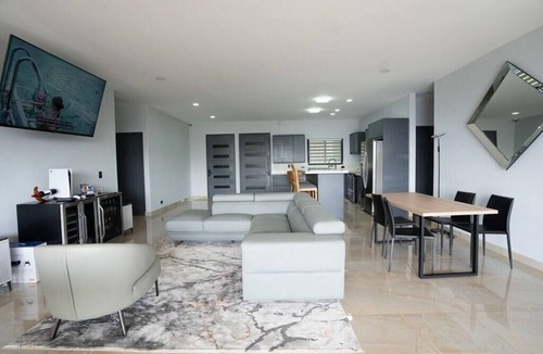 Concepcion House | Spacious building in wonderful Heredia with fitness room. Jacuzzi pool tennis c