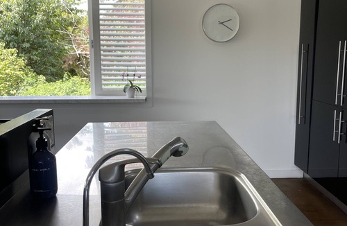 Remuera House | Spacious & conveniently located