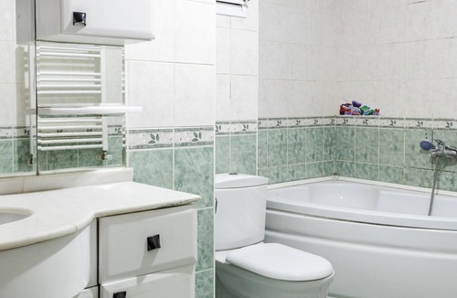 Sisli Apartment | Spacious Flat 6 min to Trump Mall in Sisli