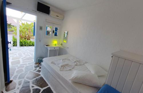 Minia Apartment | Spasmata Village studios only adults