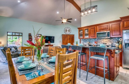 Tronadora Apartment | Spectacular Views! 3 Primary Suites & Hot Tub!