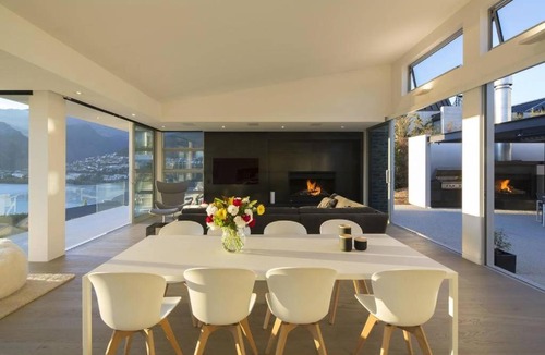 Kelvin Heights House | Spectacular Views - Kelvin Heights