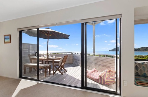 Matapouri Cottage | Spectacular Woolleys Bay - Matapouri Holiday Home
