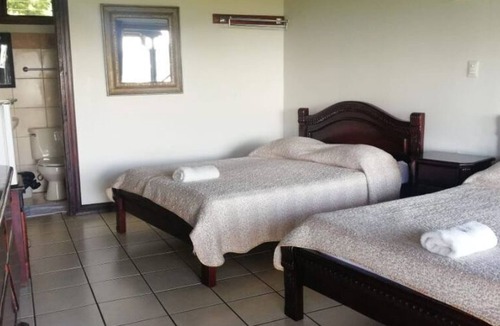 Roble Hotel | Standard Room in the Mountain!