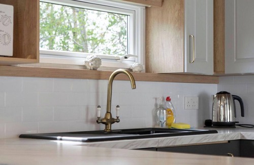 Prestonpans Apartment | Starlink WIFI - Havan Caravan Park