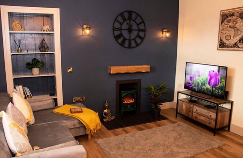 Dunblane Apartment | Station View, Dunblane Sleeps 2
