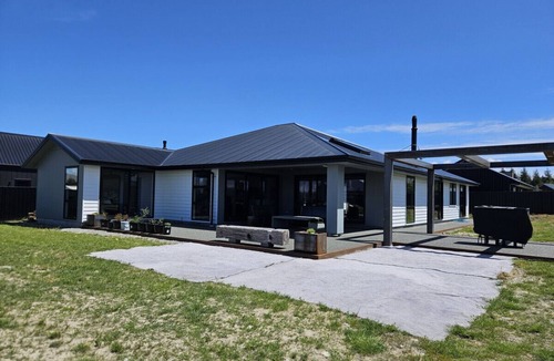 Twizel House | Stay at 2A McHutcheson
