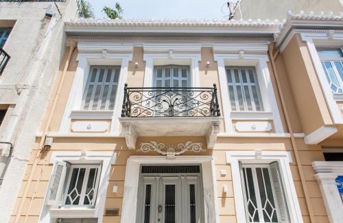Plaka Apartment | Step One | Luxury Suites right in the heart of Acropolis next to metro station