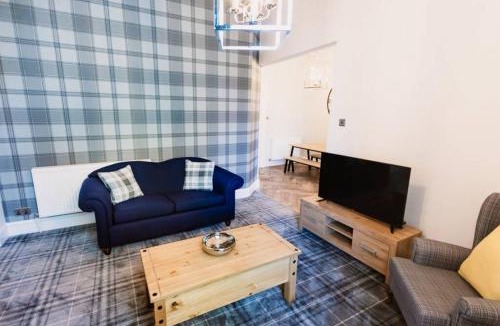 Birnam Apartment | Stewart Apartment - A unique Apartment in countryside park with WIFI and access to bar and pool