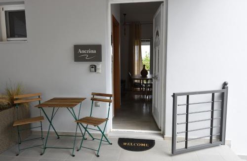 Tolo Apartment | Studio Dionysia-Anezina