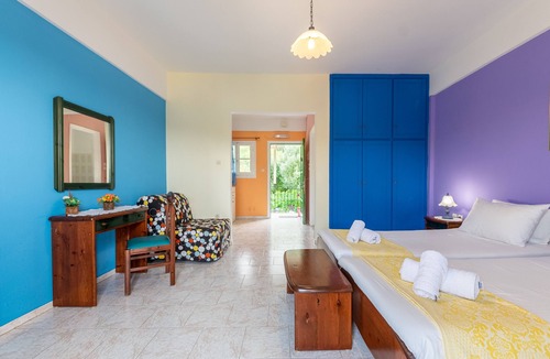 Vathy Apartment | Studio 'Veronis 2' with Sea View, Shared Pool & Wi-Fi