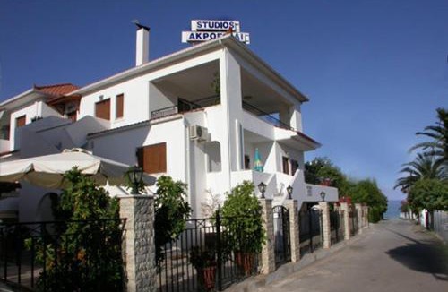 Kalo Nero Apartment | Studios Akrogiali